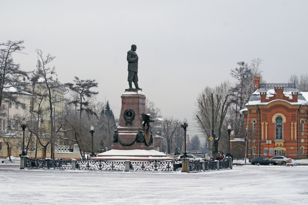 Памятник Александру III, Фото с места события собственное