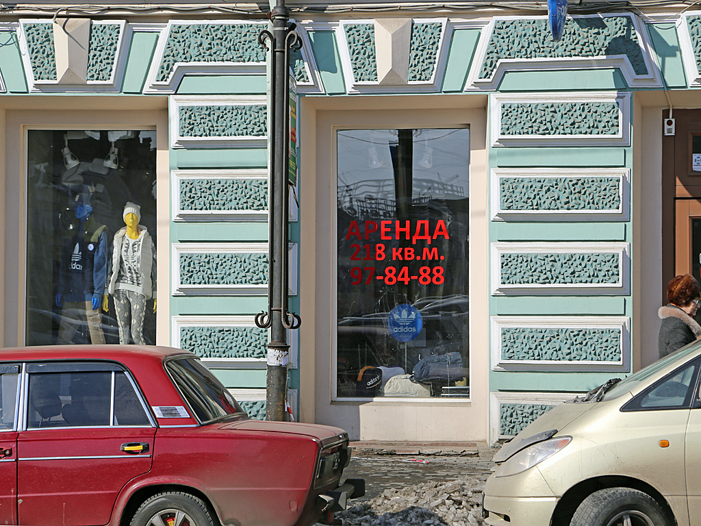 Предприниматели делают все попытки, чтобы сохранить свой бизнес, Фото с места события собственное