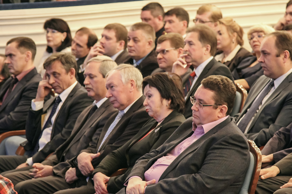 Торжественная церемония принесения присяги состоялась в Областном драматическом театре им. Охлопкова, Фото с места события собственное
