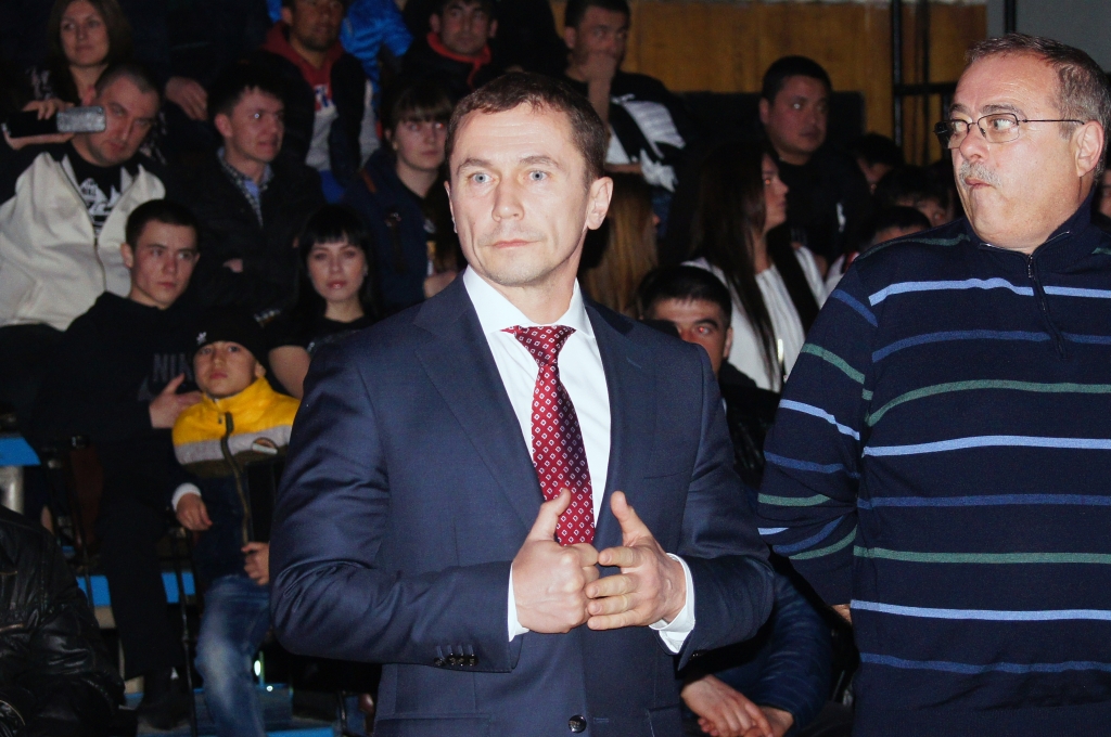 Мэр Иркутска Дмитрий Бердников, Фото с места события собственное