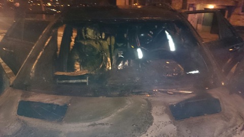 Ночью в Иркутске сгорел очередной элитный автомобиль, Фото с места события из других источников