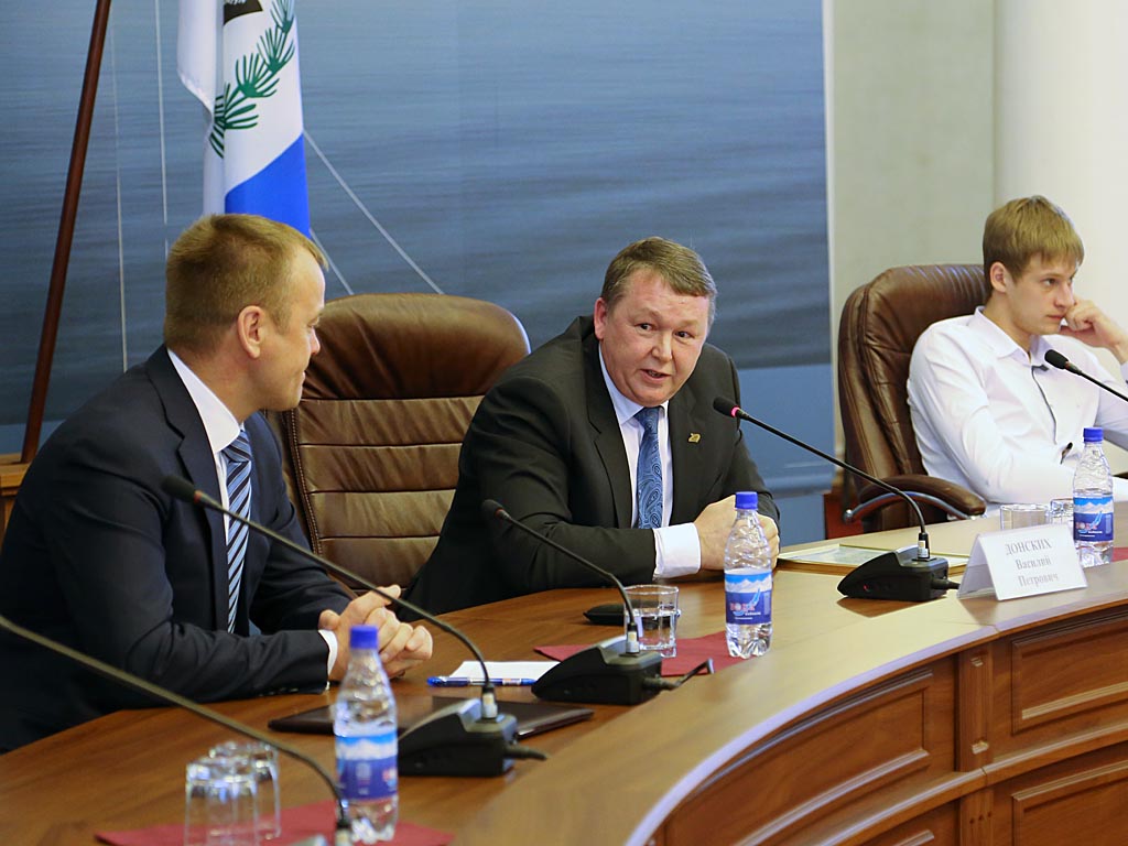 Сергей Ерощенко встретился со спортсменами сегодня, 13 апреля, Фото с места события собственное