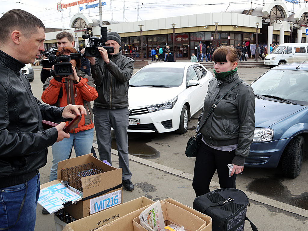 Несанкционированная торговля животными на центральном рынке , Фото с места события собственное