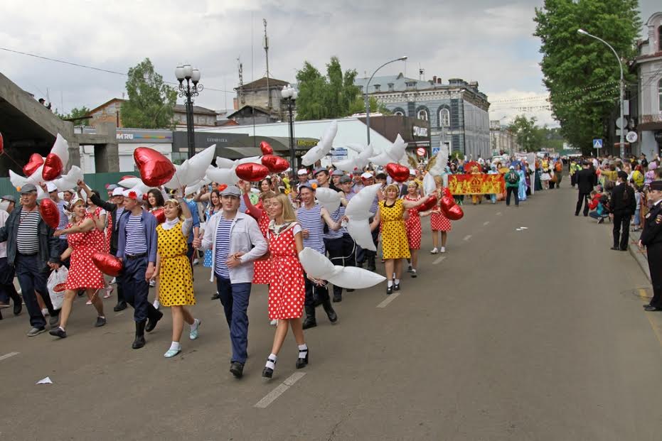 По мотивам фильма "Любовь и голуби"