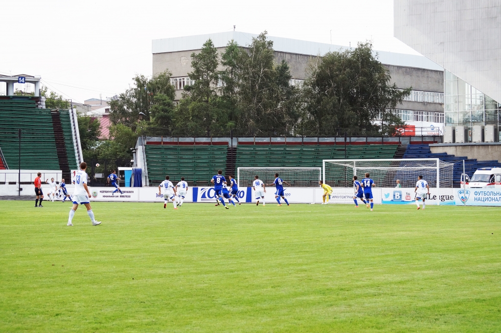 Матч проходил на стадионе "Труд"