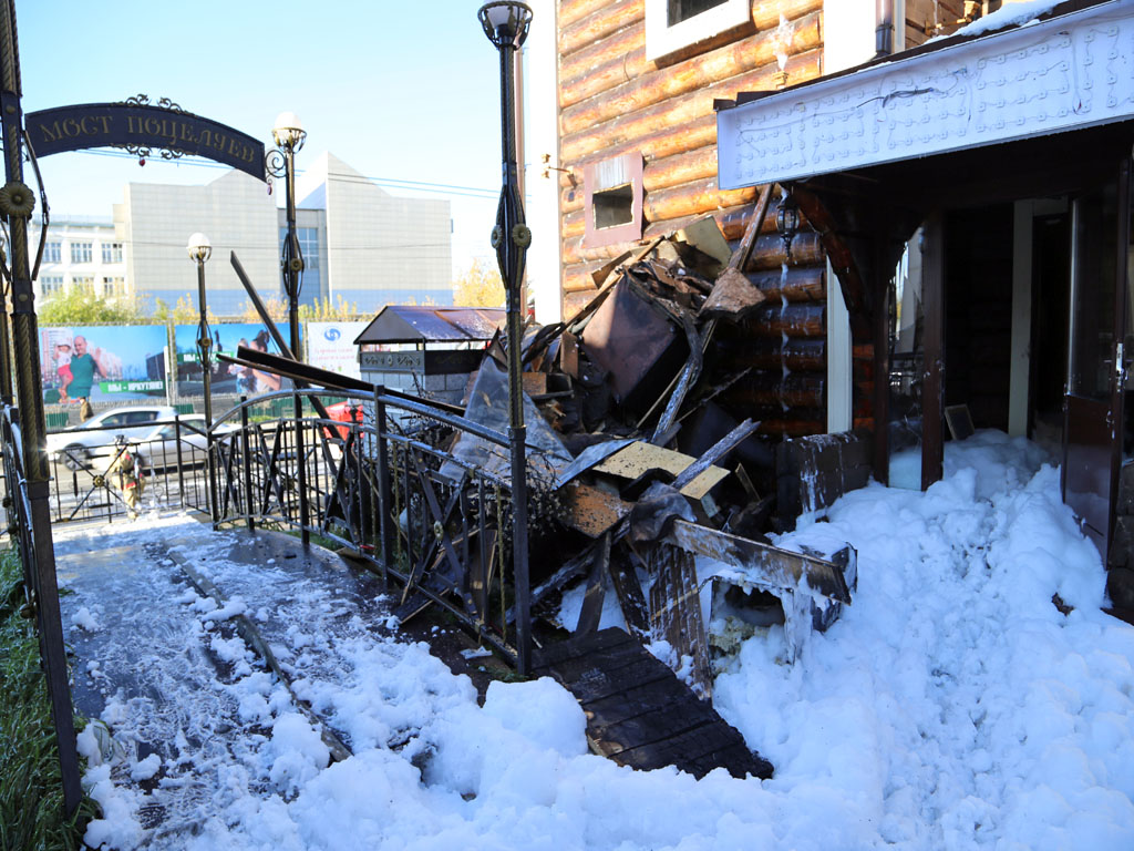 Система пожаротушения в сгоревшем ресторане "Кинза" в 130-м квартале Иркутска находилась в неисправном состоянии
