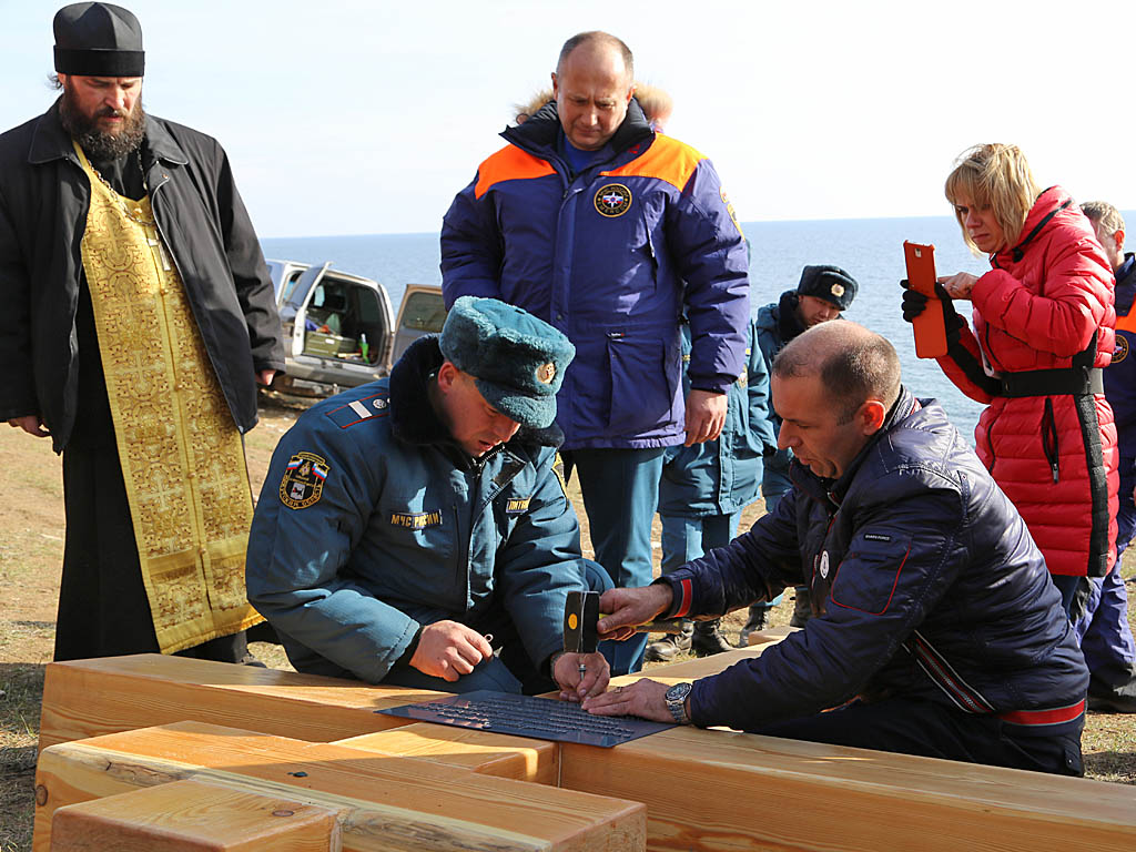 Установка памятника 