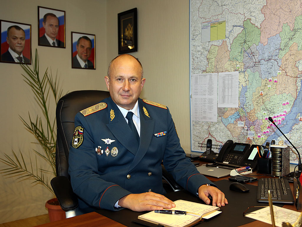 Начальник ГУ МЧС по Иркутской области Валентин Нелюбов 