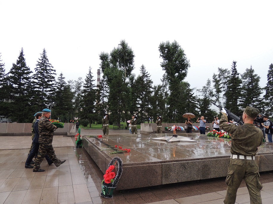 Возложение венка