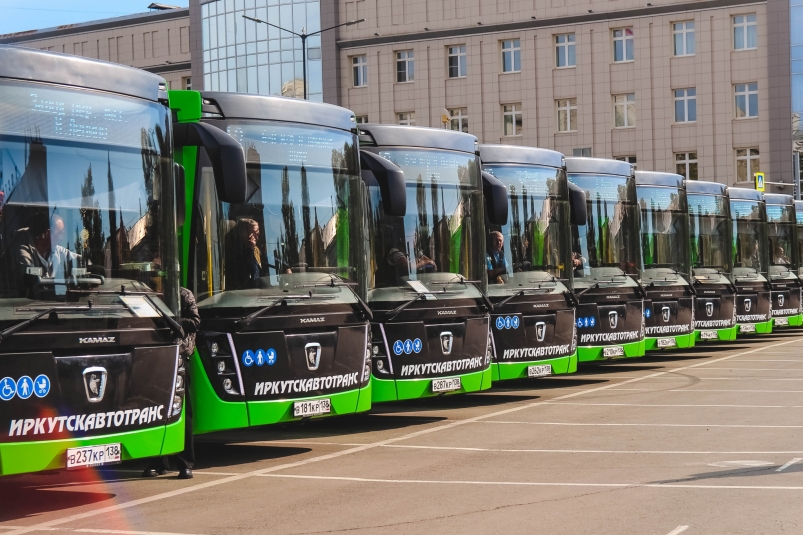 Еще шесть автобусов "НЕФАЗ" прибыли в Иркутск