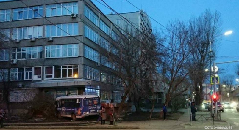 Прокуратура поставила на контроль ДТП с автобусом и пожарной машиной в Иркутске
