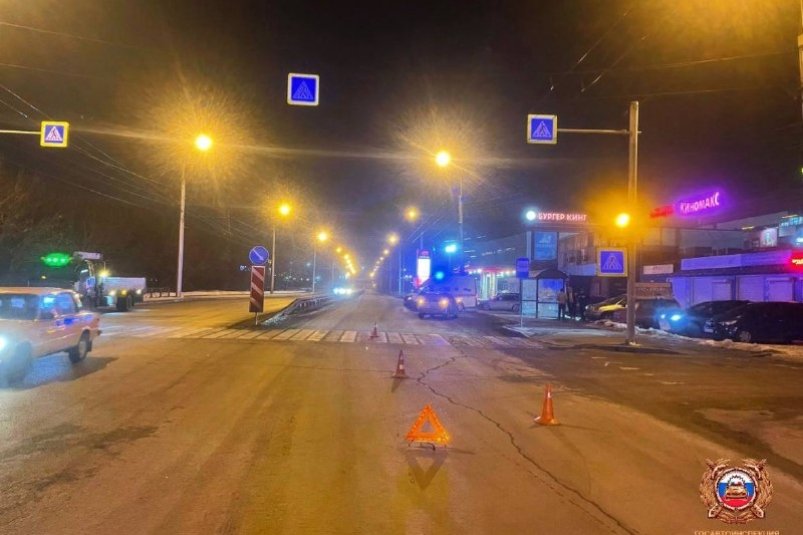 Водитель иномарки сбил 38-летнего мужчину на пешеходе в Иркутске