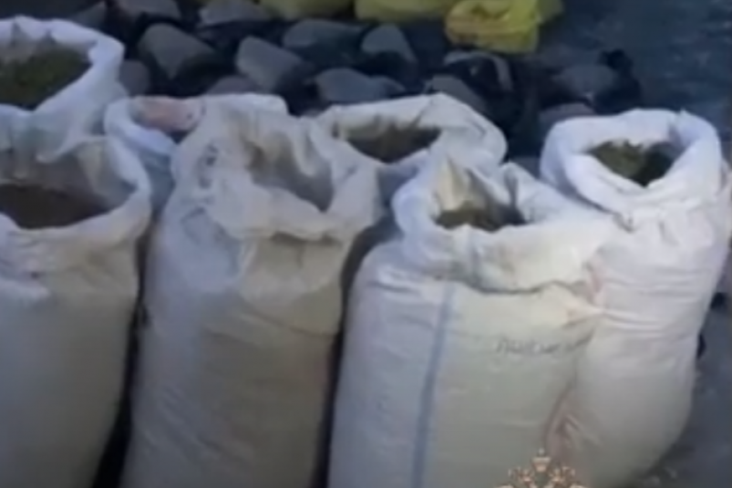 Житель Бурятии хранил дома свыше 75 кг конопли
