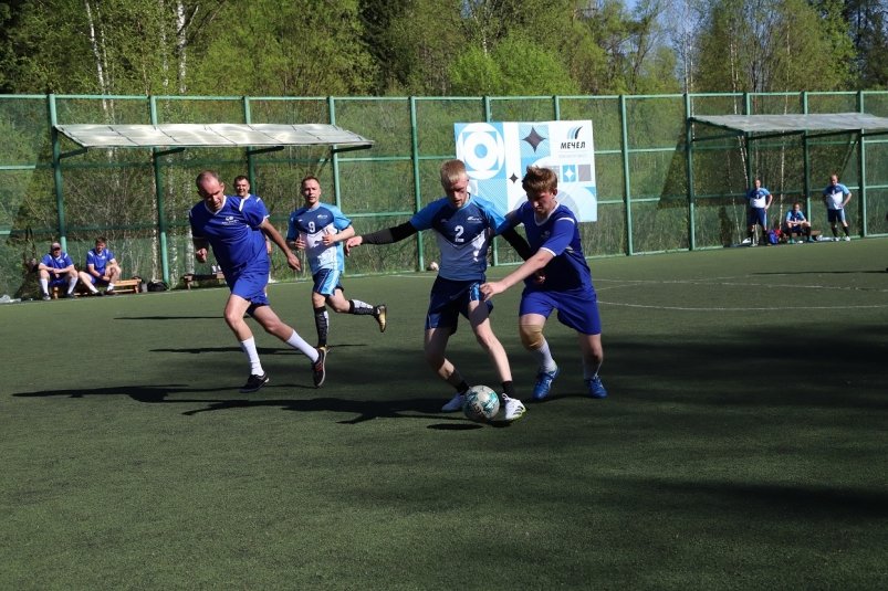 Спортсмены Коршуновского ГОКа вышли в финал турнира по мини-футболу группы "Мечел" 