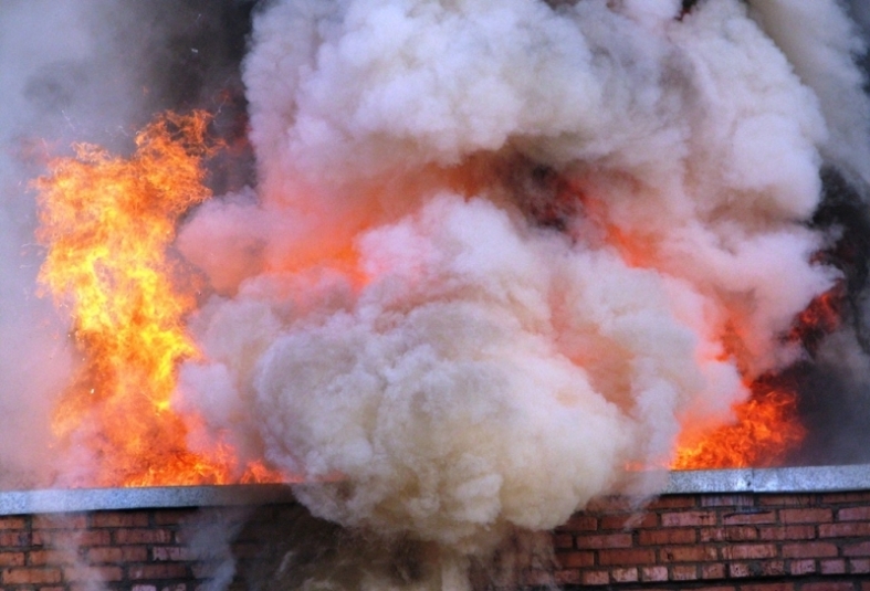 Сразу 35 пожаров произошло в Иркутской области за один выходной день