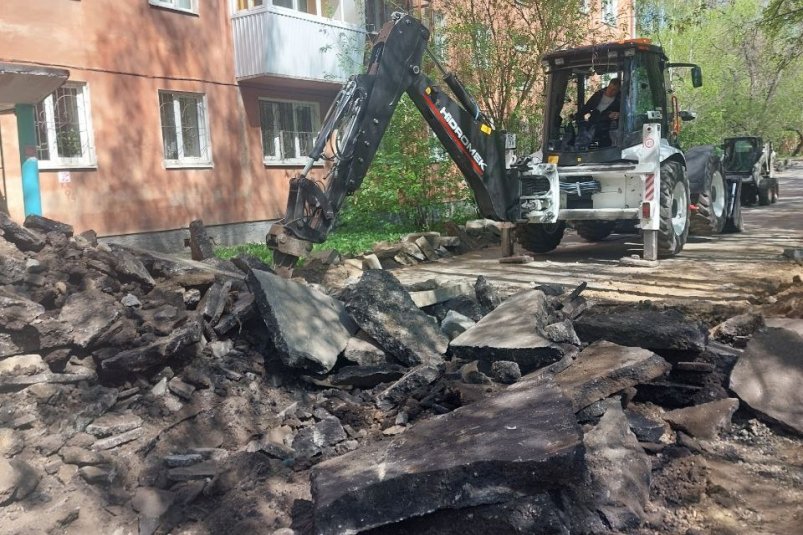В округах депутатов думы Иркутска проводят ремонт дворов и благоустройство