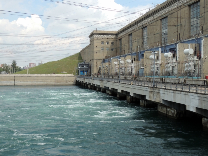 Иркутская ГЭС увеличит сбросы воды в июле