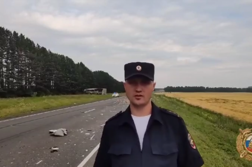 Водитель большегруза разбился на автодороге "Сибирь" в Тулуне