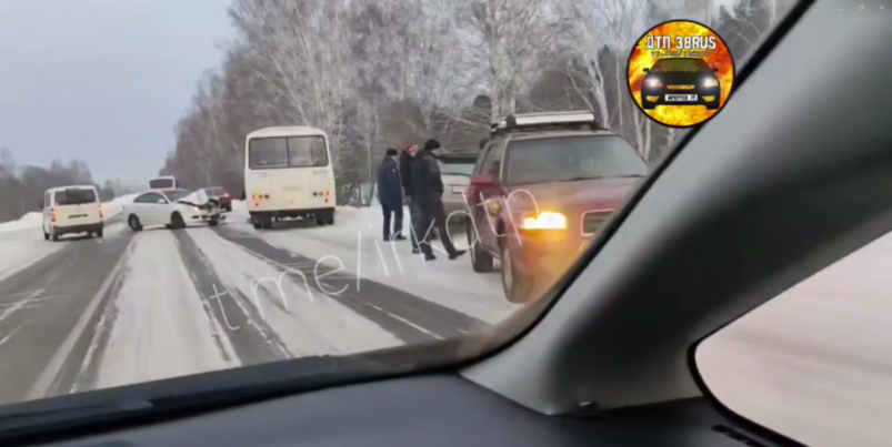 ДТП с автобусом произошло на автодороге в Саянске