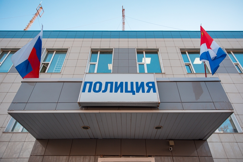 Жену подозреваемого в причастности к атаке БПЛА в Приангарье объявили в розыск