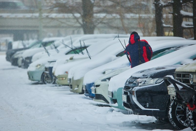 Лопата под запретом? Кому стоит быть осторожным с уборкой снега