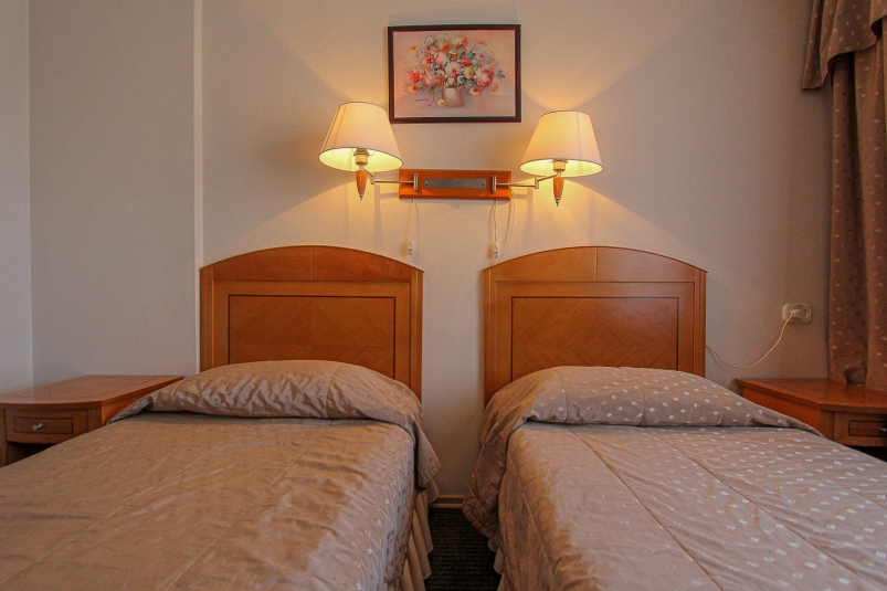 Гостиницы обязали возвращать предоплату при отказе от номера