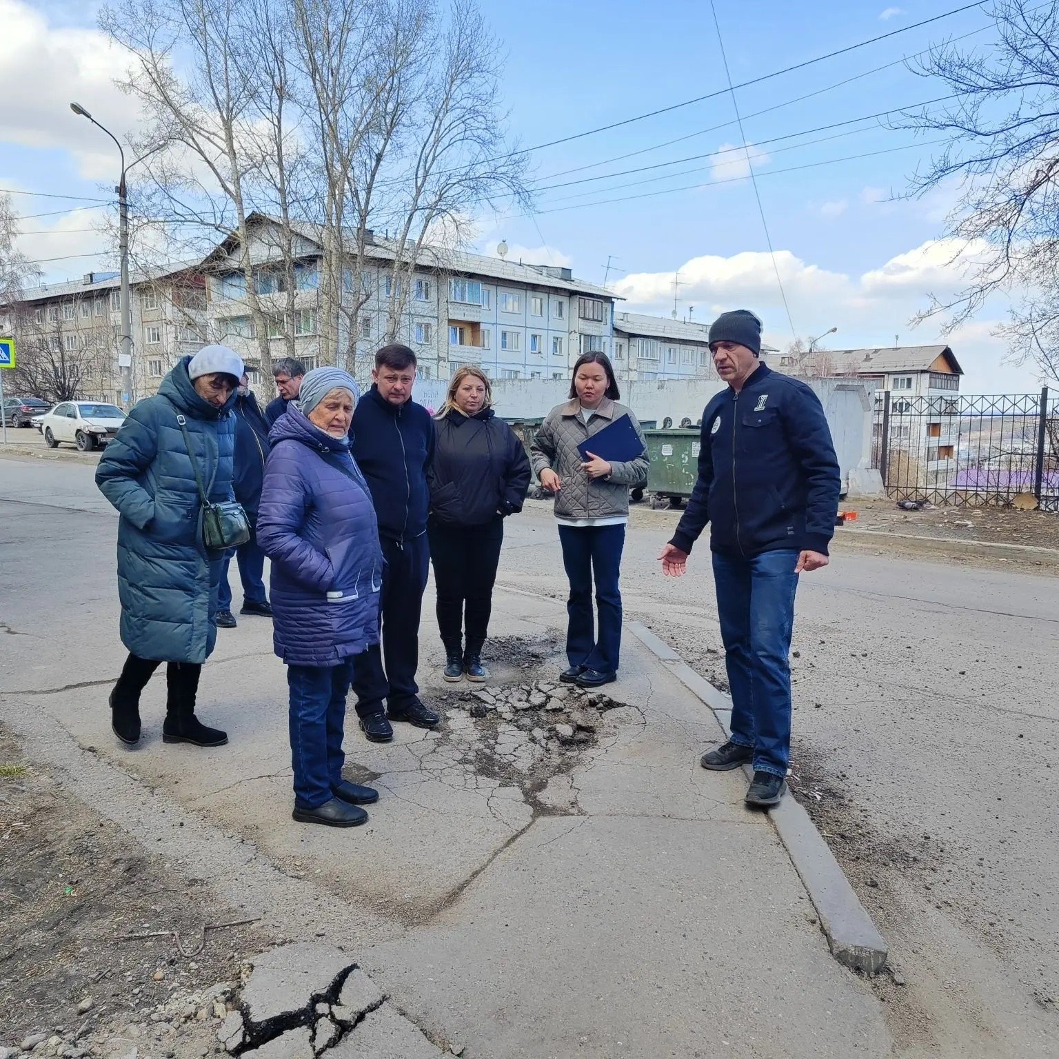 Депутаты думы Иркутска решают вопросы в округах №17, №24, №34 по обращениям жителей Пресс-служба думы города