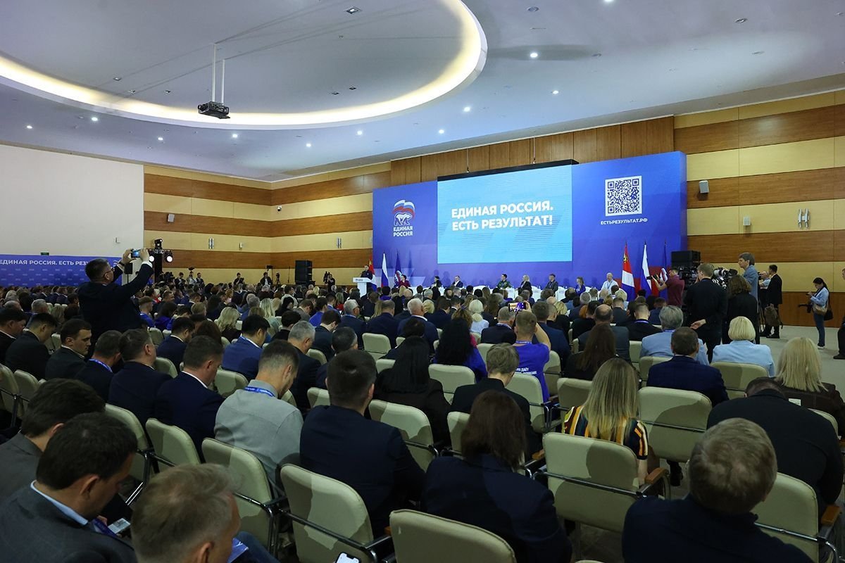 В народную программу ЕР предложили инициативы по развитию Дальнего Востока и Арктики ЕР
