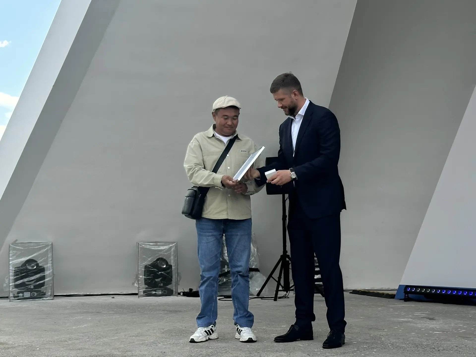 Спикер думы Иркутска отметил отличившихся горожан на церемонии "Время. События. Люди"