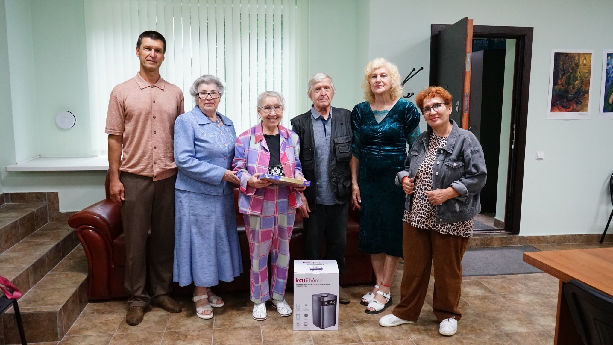 Депутат думы Иркутска по округу №35 поздравил семью с 65-летием совместной жизни Пресс-служба думы Иркутска