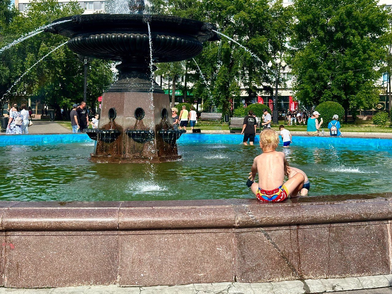 Жара в Иркутске Ушакова Юлия, ИА IrkutskMedia