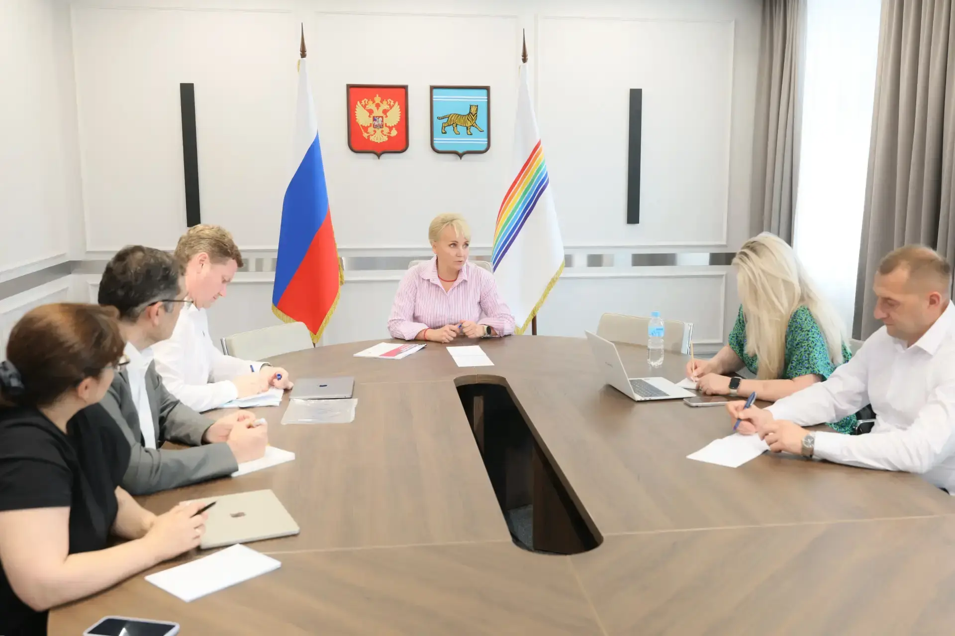 Тематическое фото правительство области
