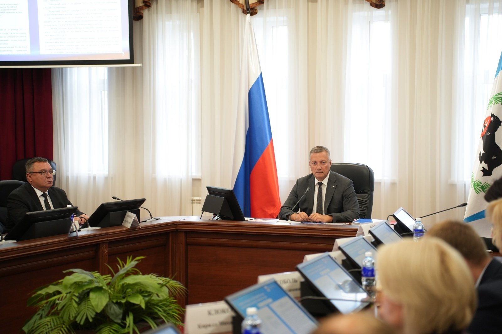 Итоги &quotГероев Приангарья&quot подвели на совещании в правительстве Иркутской области правительство Иркутской области