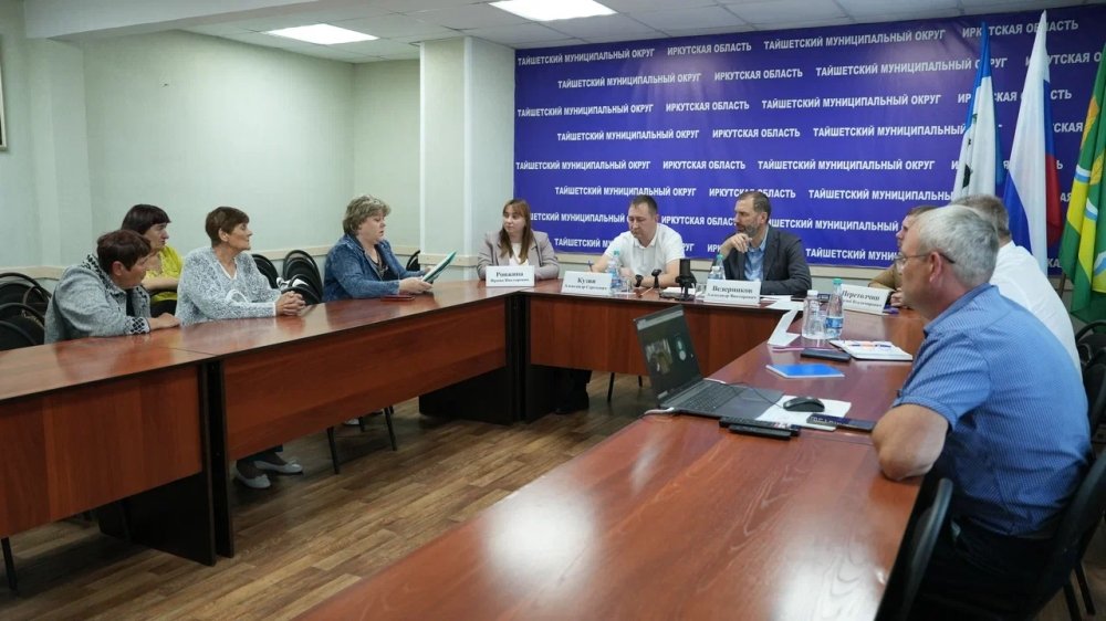 Спикер ЗС провел в Тайшете прием граждан по вопросам расселения аварийного жилья Мария Иванова